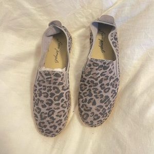 Free people flats. Size 6. Brand new. Never worn